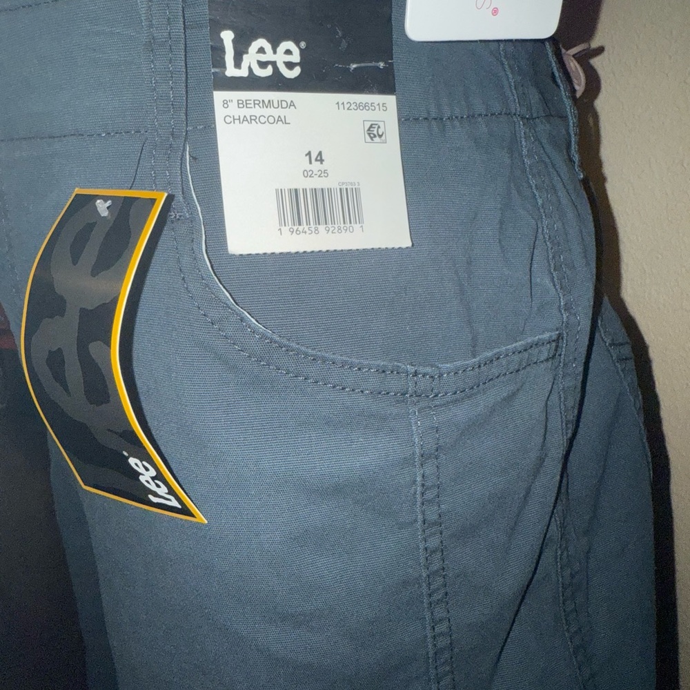 Lee Charcol Shorts - Picture 3 of 6